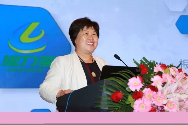 新奥正版资料大全精选解析落实—资讯中心人物马永超的洞察与实践2025全年新奥正版资料大全-精选解析落实 资讯 马永超